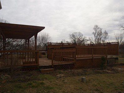 5th image of 8263 Meadowlark Dr
