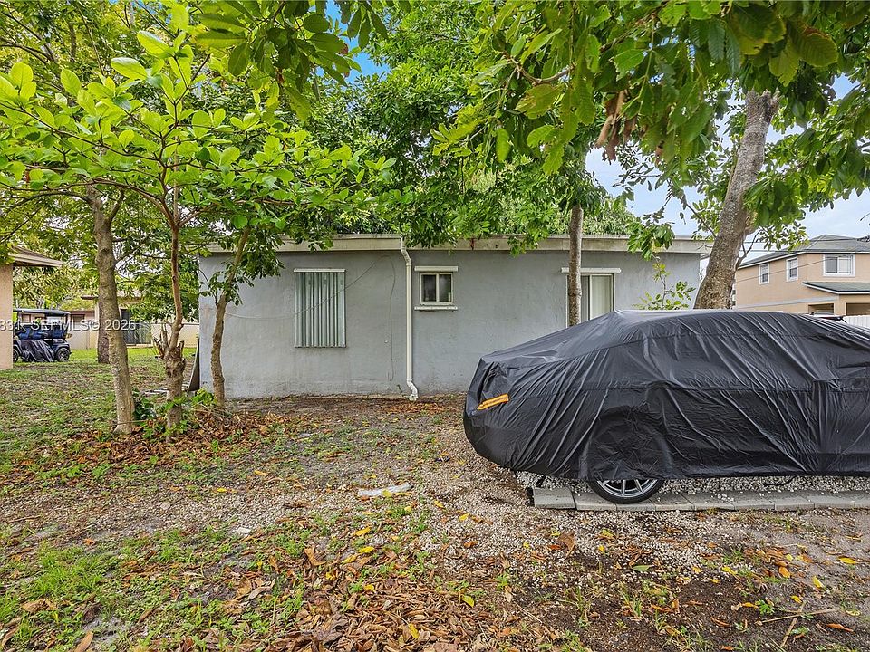 1st image of 2901 NW 9th Ct