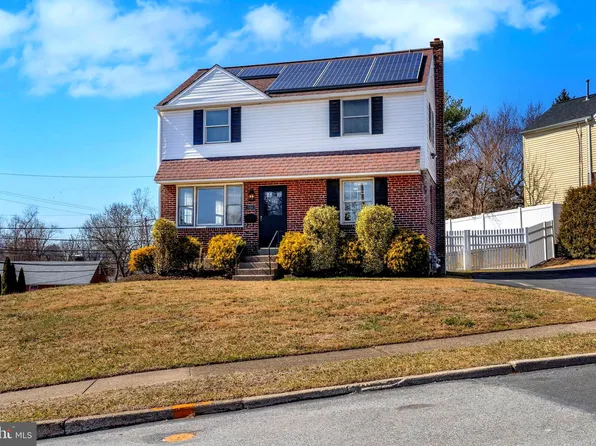 2904 Kanes Rd, Willow Grove, PA 19090