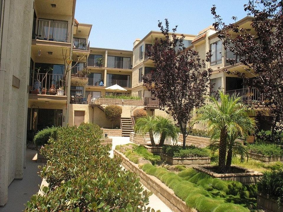 Patio access from unit to central courtyard with amenities