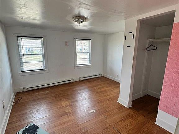 3rd image of 14016 Burwells Bay Rd
