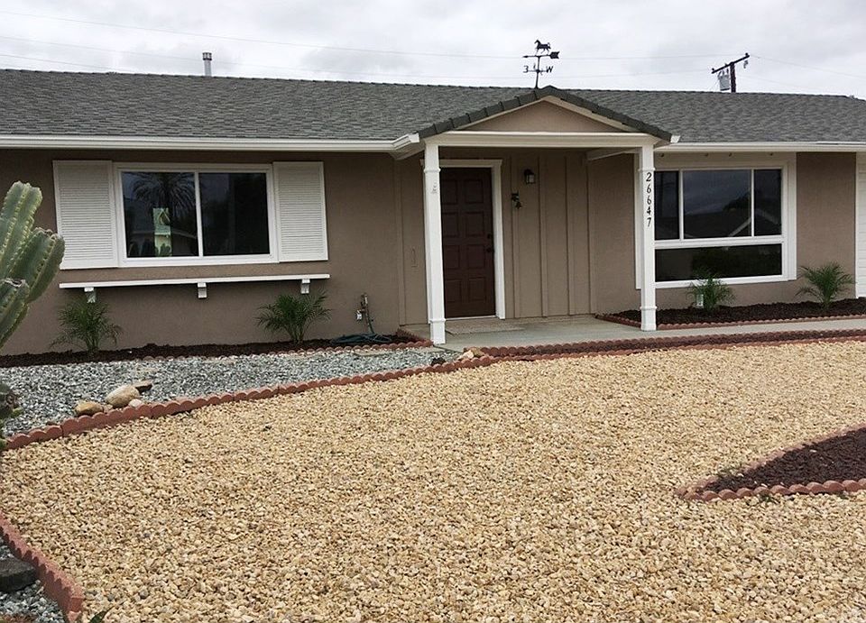 1st image of 26647 Oakmont Dr