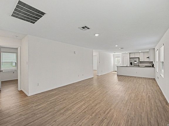 2nd image of 5430 DAPHNE PATH