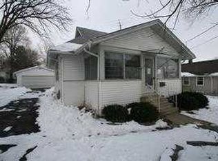 120 Case St, Montgomery, IL 60538