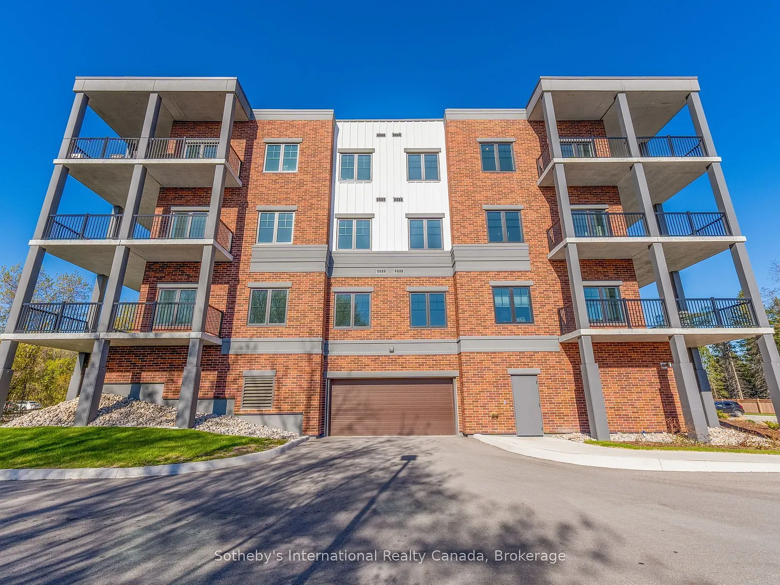 3 bed, $3,300 — Photo 2