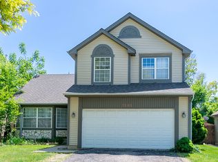 1233 Concord Dr, Elgin, IL 60120