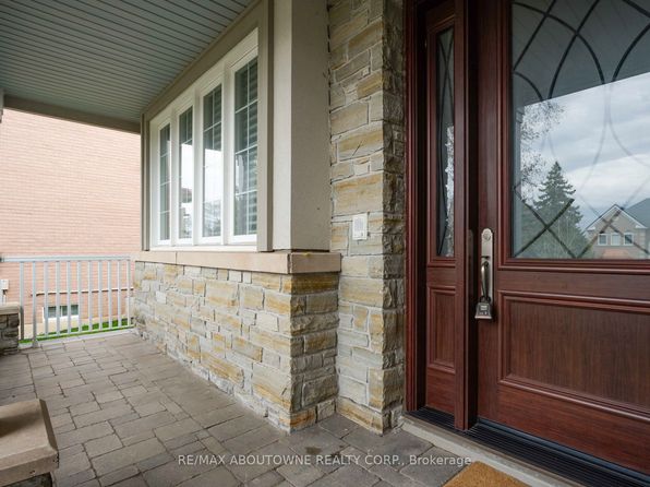 5368 Foxmill Ct, Mississauga, ON L5M 5B6