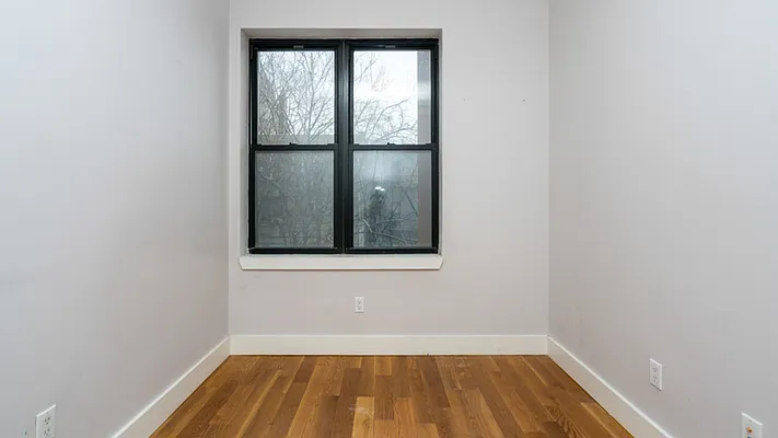 Rented by Nooklyn NYC LLC | media 2