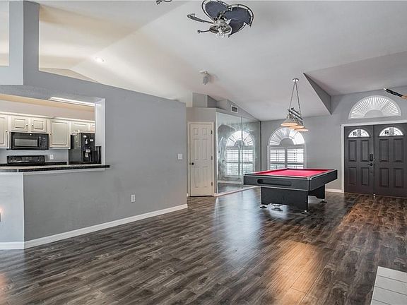 5th image of 9905 Cypress Shadow Ave