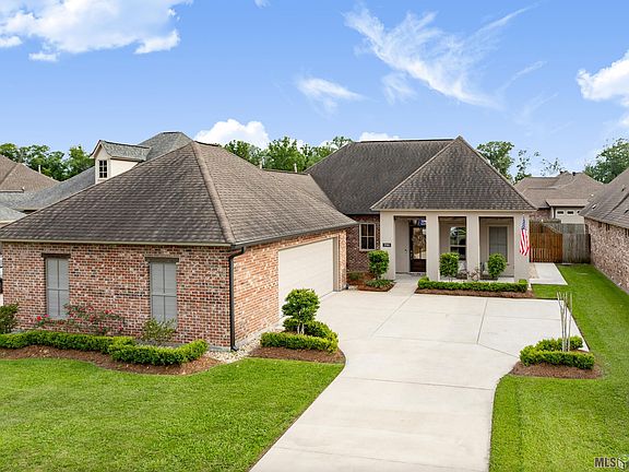 2nd image of 37461 Cypress Hollow Ave