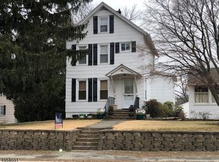 41 Woodside Ave, Newton, NJ 07860