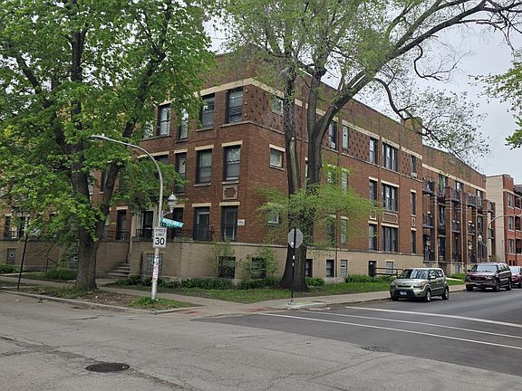 3rd image of 5402-5406 S Woodlawn Ave #1165-1