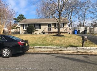 1038 Midship Ave, Manahawkin, NJ 08050