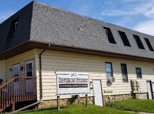 495 Division St APT 1, Platteville, WI 53818