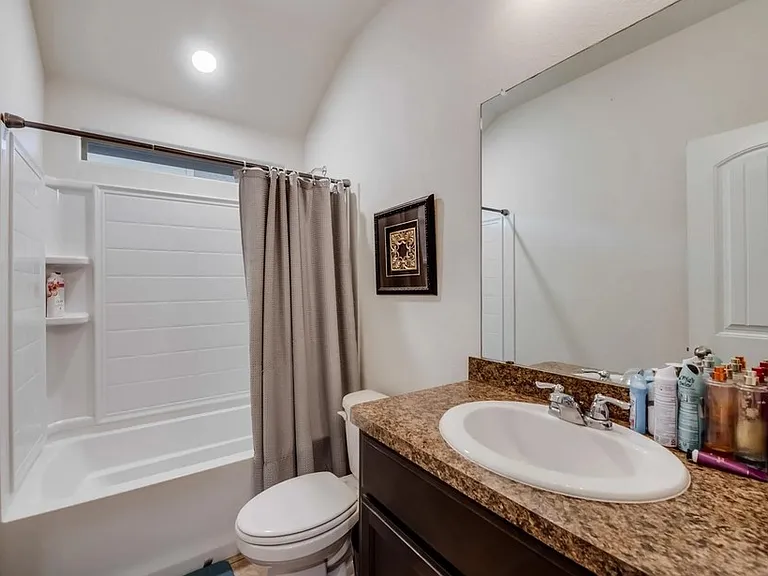 8244 Brashear Trl — Photo 11