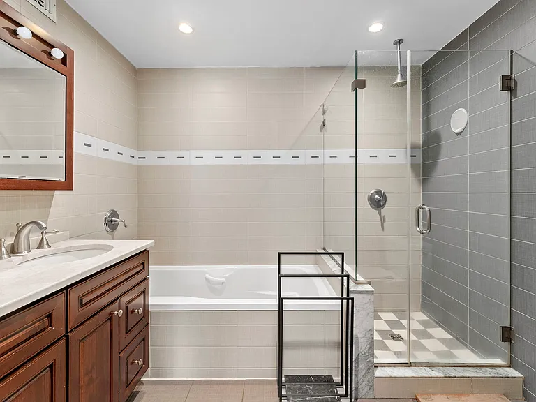 54 State St #2 — Photo 5