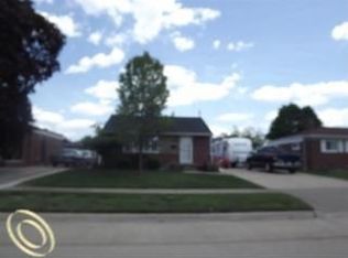 3319 Middlefield Dr, Trenton, MI 48183