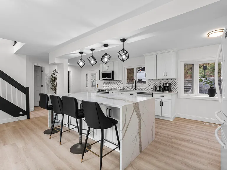 25 Hillside Dr — Photo 14