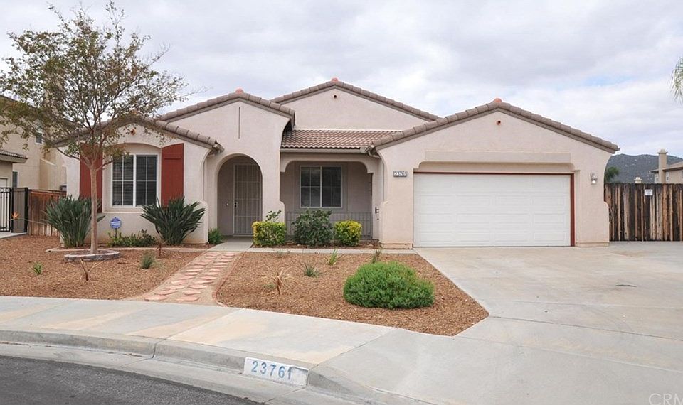 1st image of 23761 Wisteria Pl