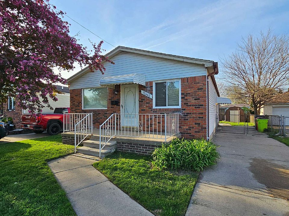1st image of 17443 Roseville Blvd