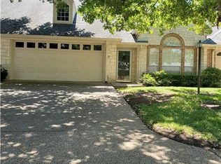 304 Pecan Village Cir, Waco, TX 76710