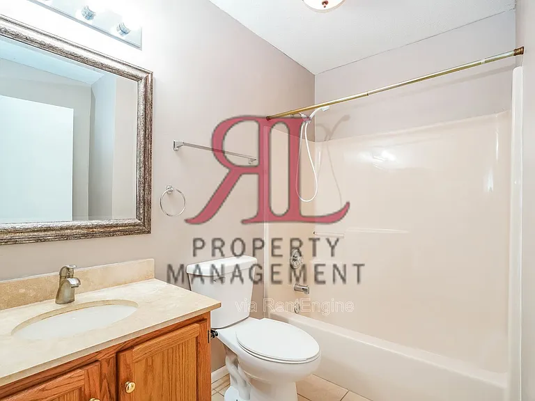 1241 Rivercrest Dr S #B — Photo 13