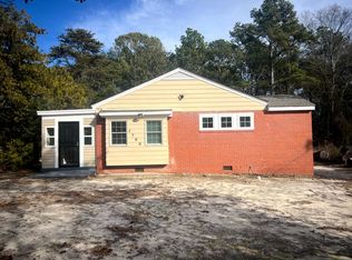 1500 Stansfield Dr, Fayetteville, NC 28303