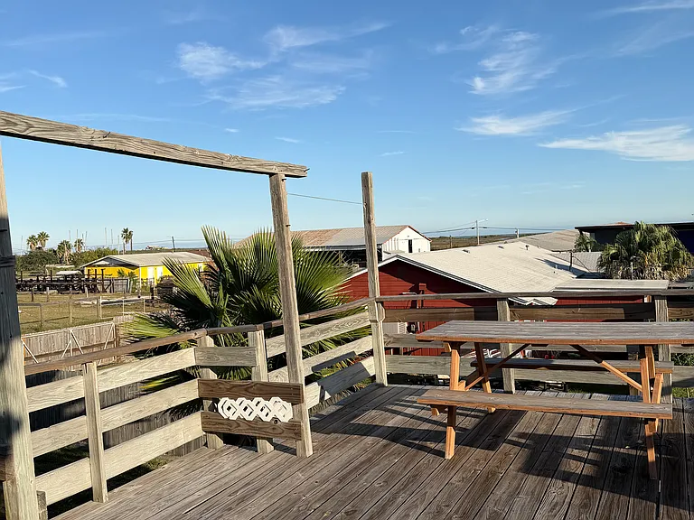 1265 N Commercial St #7 — Photo 4