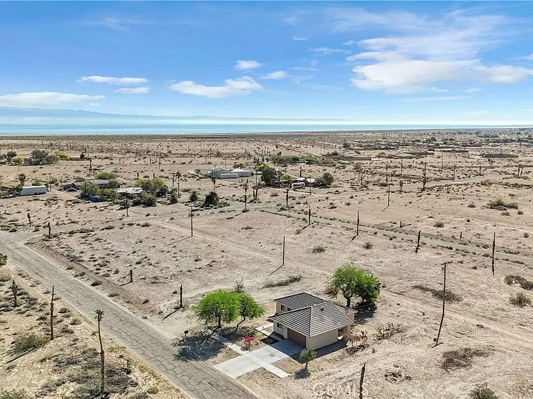 1341 Beach Club Dr — Photo 36