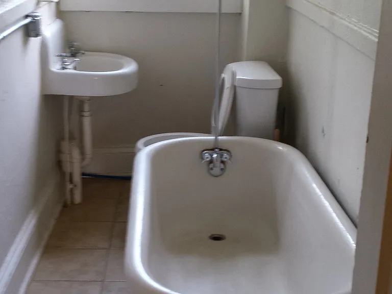 1020 Claremont Ave #17C — Photo 6
