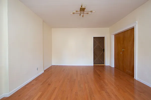 Rented by Mark T. Mallek, LREB | media 38