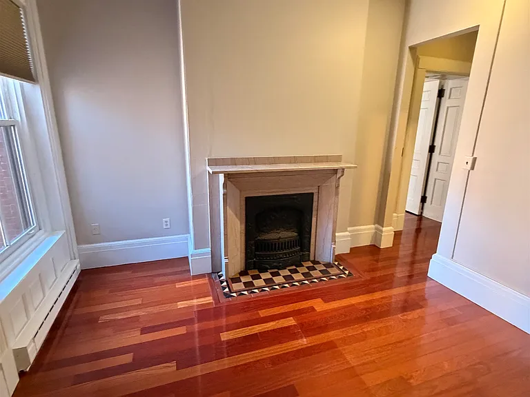 401 State St #M403 — Photo 8