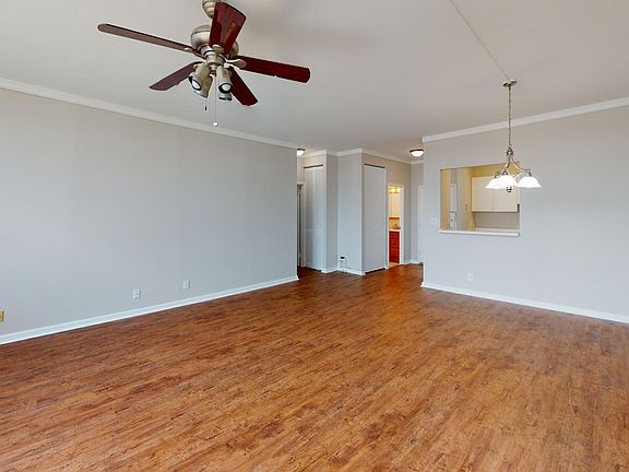 4th image of 200 Grand Cove Way Unit 5NN