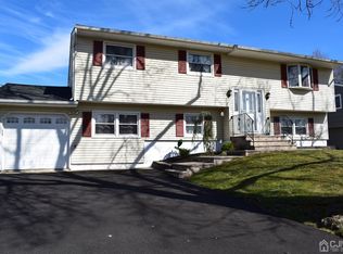 1223 Cherokee Rd, North Brunswick, NJ 08902