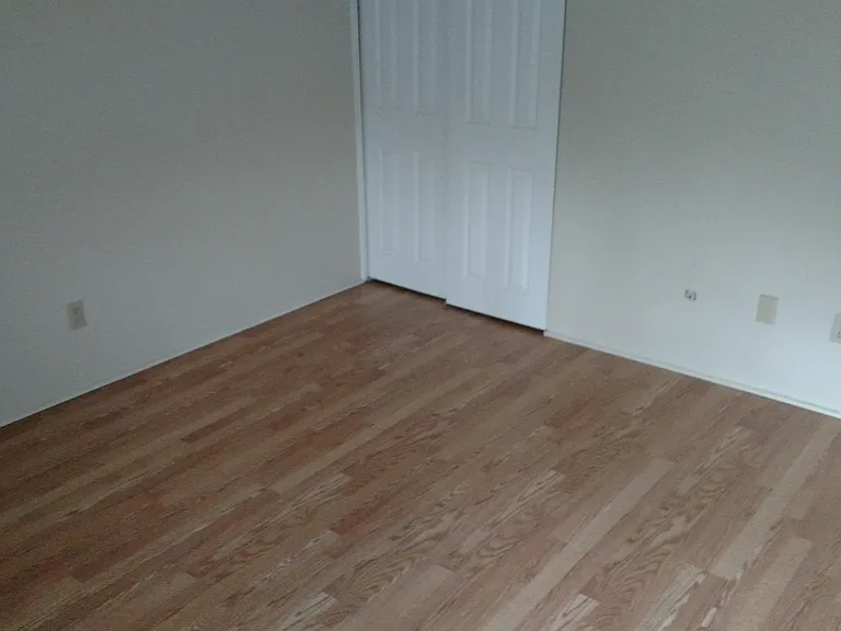 274 S Allen St #TOP — Photo 2