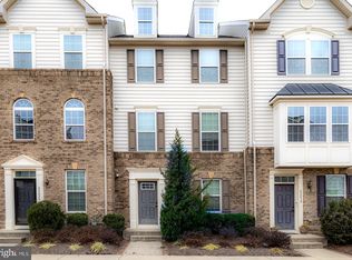 42628 Freistadt Sq, Sterling, VA 20166