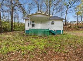 207 Streamside Dr, Chesnee, SC 29323