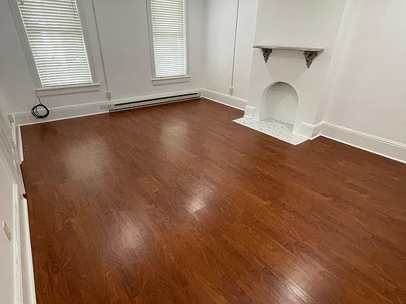 3rd image of 11 S Carlisle St #2A