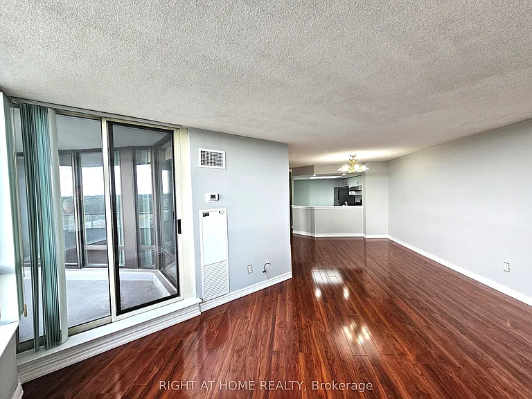 300 Alton Towers Cir #901 — Photo 7