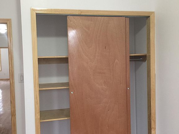 4th image of 8629 86th St Fl 2