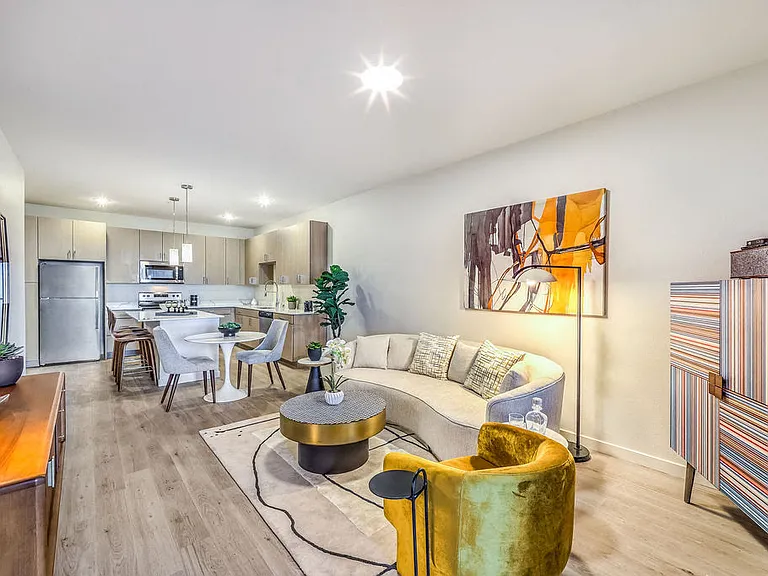 Parq at Camino — Photo 11