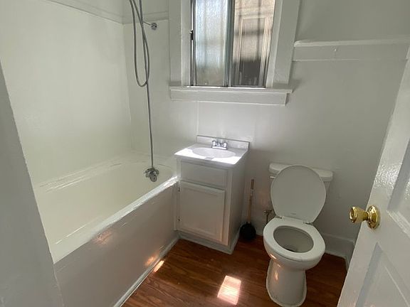 4th image of 3212 S Main St APT 33