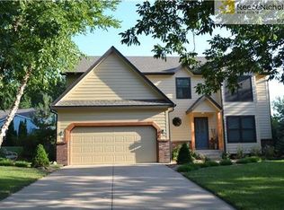22613 W 53rd Pl, Shawnee, KS 66226