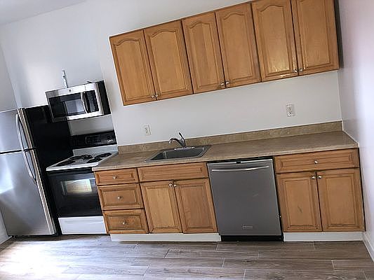 1st image of 820 Nostrand Ave #2B