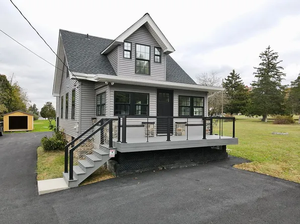 135 Center Hill Rd, Upper Black Eddy, PA 18972