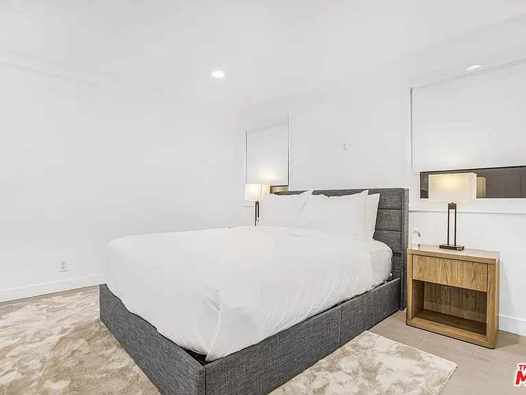 1833 Franklin Canyon Dr — Photo 19