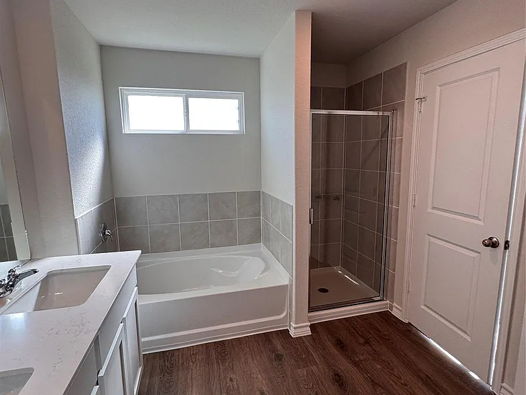 204 Steele Hbr — Photo 32