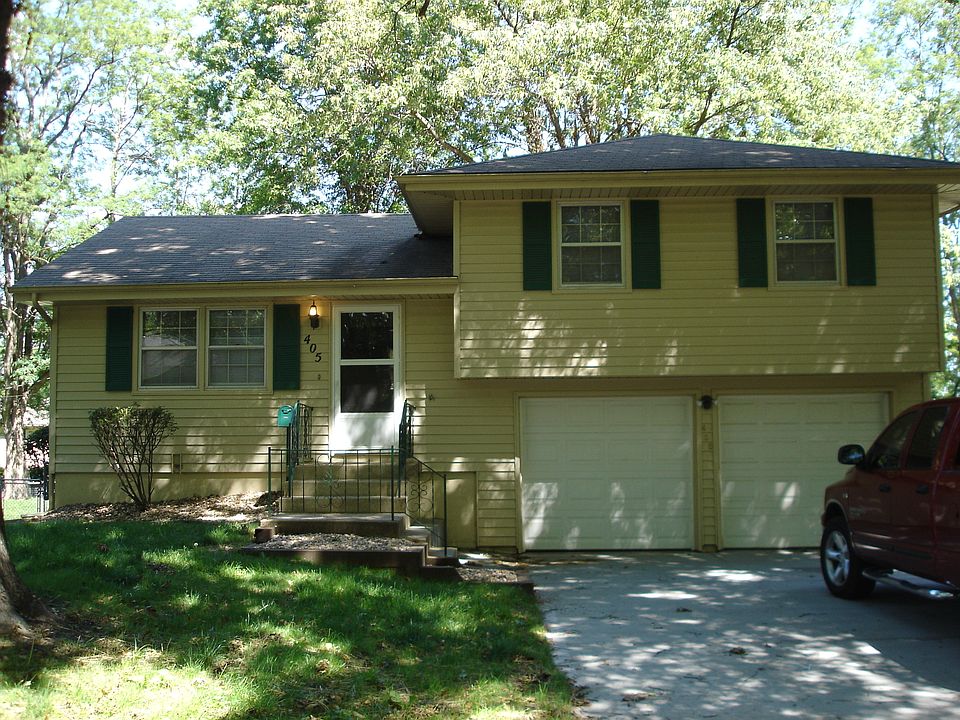 1st image of 405 NE Sharon Dr