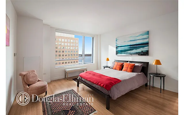 Sold by Douglas Elliman | media 28