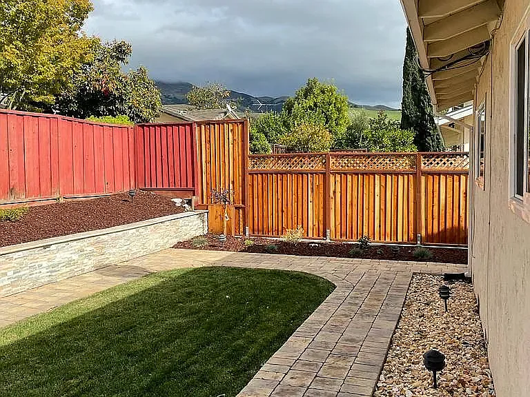 807 Rivera St — Photo 10